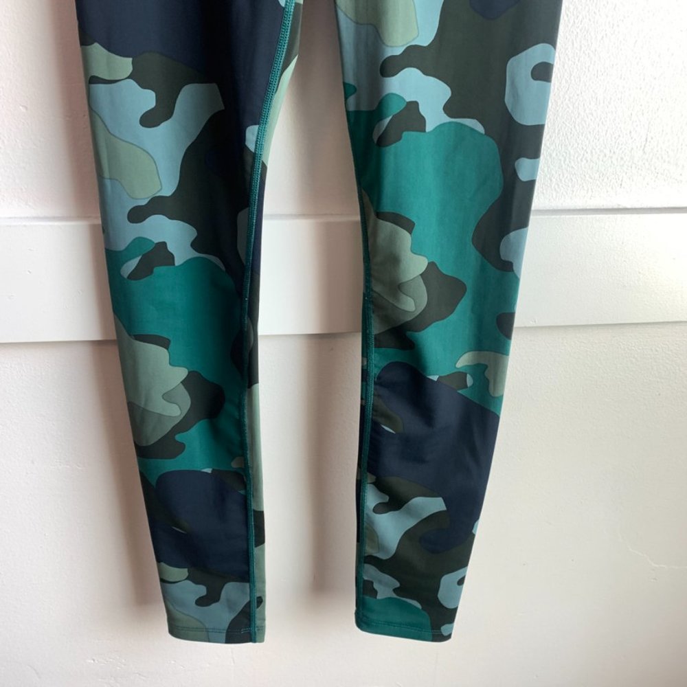 Carbon38 Camo High Rise Full Length Leggings - Picture 7 of 7